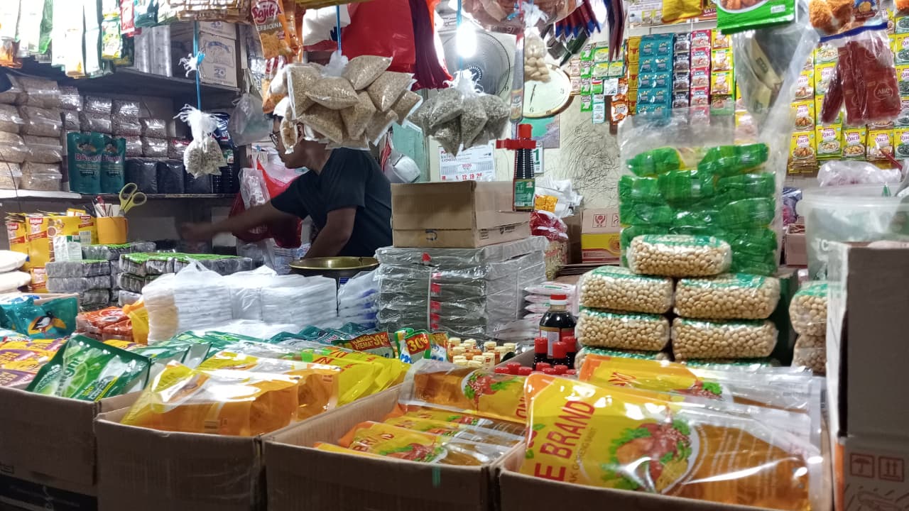 Harga Sembako di Pasar Tradisional Metro Naik Turun, Daya Beli Warga Tertekan