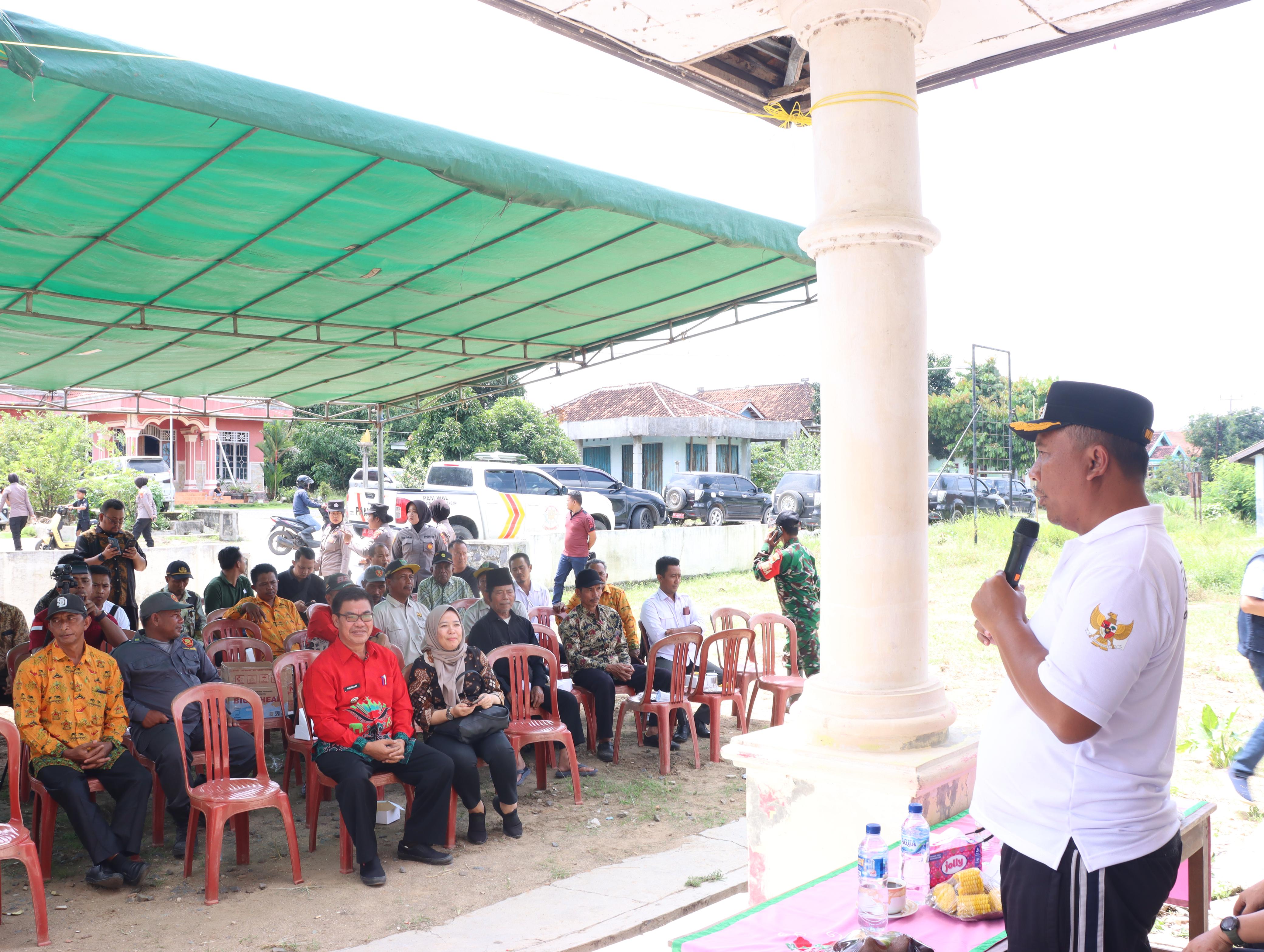  Perkuat Silaturahmi dan Keamanan, Plt Bupati I Komang Koheri Sambangi Kecamatan Anak Tuha