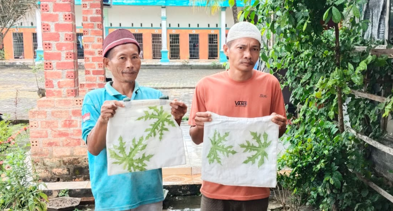 UBL Dorong Pemulihan Alumni ODGJ Lewat Pelatihan Ecoprint Teknik Pukul di Lampung Tengah