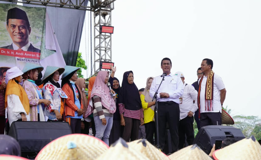 Pringsewu Jadi Tuan Rumah Hari Tani Nasional 2026, Mentan Amran Soroti Nasib Petani