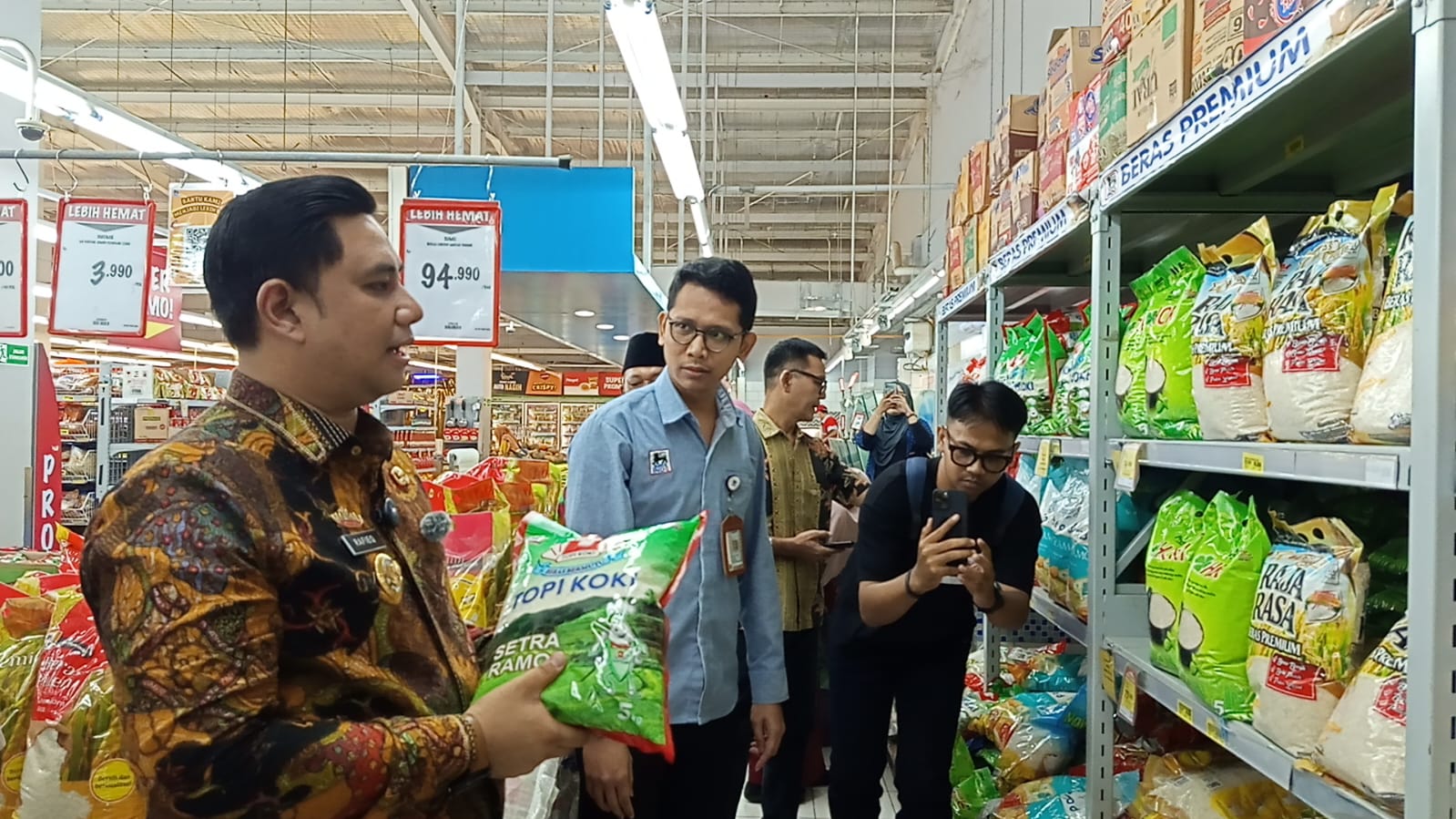 Sidak Pemkot Metro Ungkap Dugaan Beras Premium Oplosan di Pasar dan Ritel
