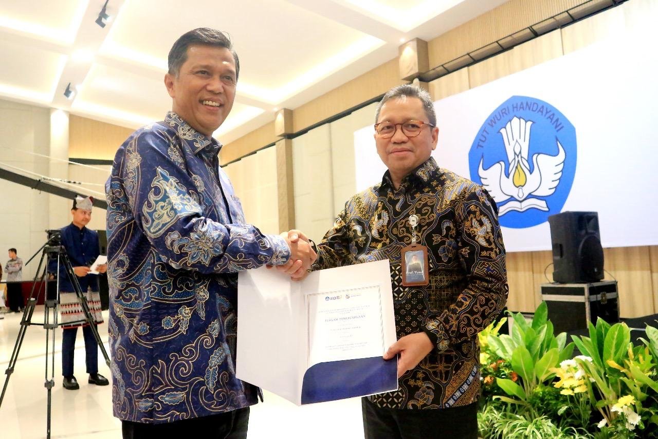 Akreditasi Unggul dan Internasional, UBL Kembali Raih Penghargaan Tertinggi LLDikti Wilayah II