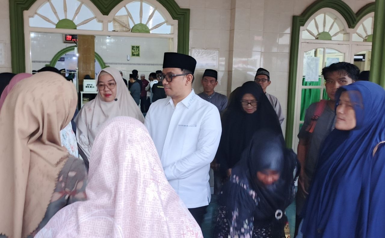 Wakil Wali Kota Metro Rafieq Hadiri Pemakaman Bunga Rosana, Korban Hanyut di Bandarlampung