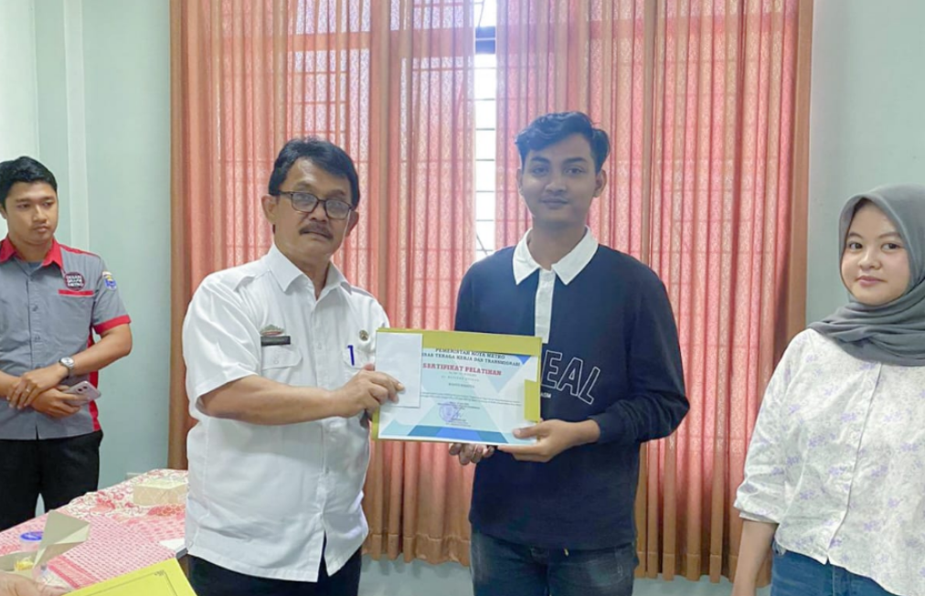 Tingkatkan Skill Para Pencari Kerja, Disnakertrans Metro Beri Pelatihan Puluhan Peserta