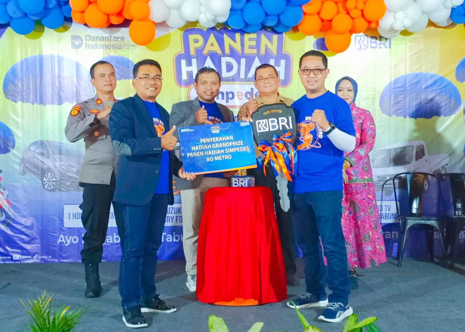 Panen Hadiah Simpedes, BRI Kanca Metro Beri Kejutan untuk Nasabah Setia