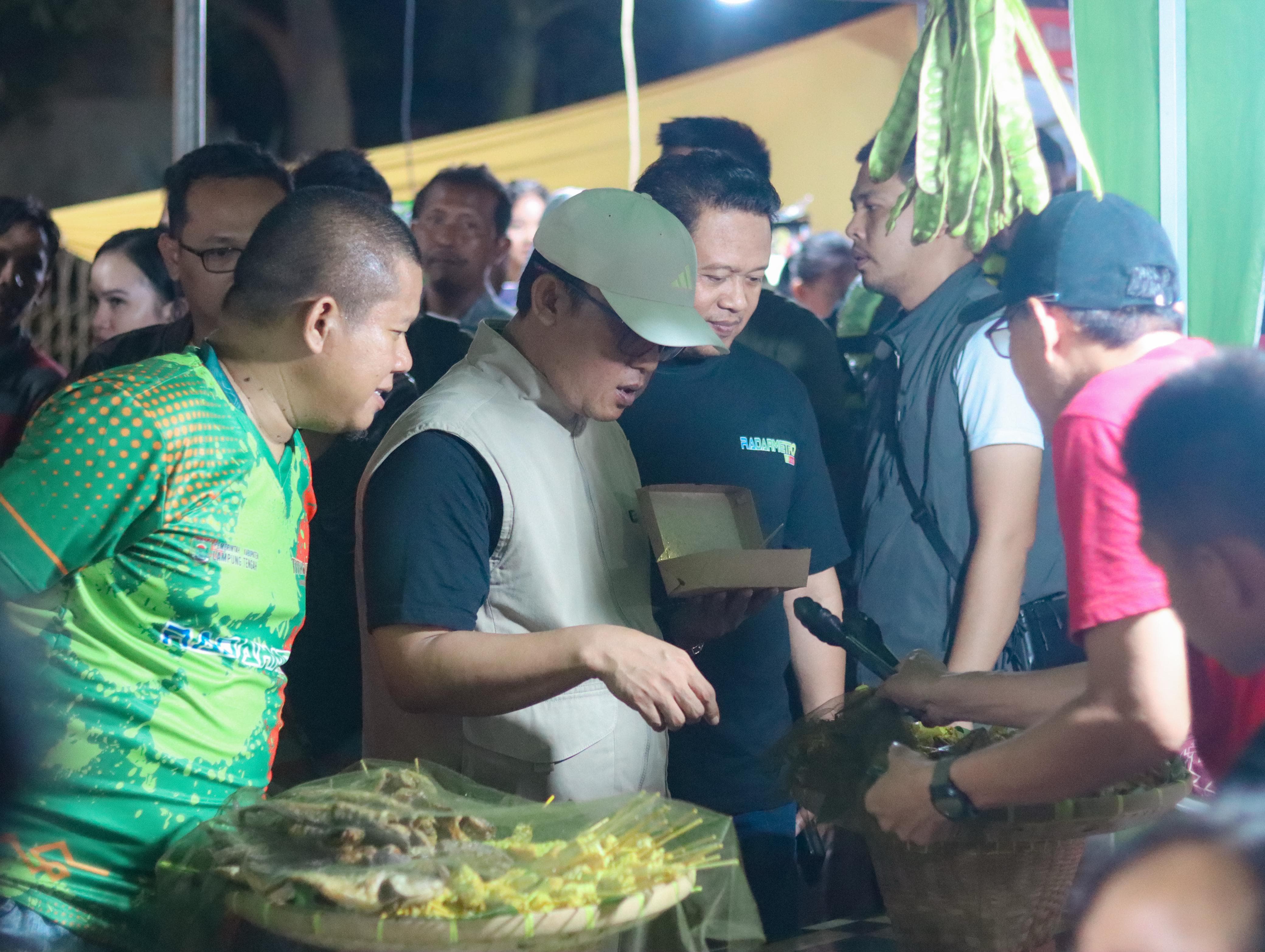 Warga Gunung Sugih Tumpah Ruah di Festival Kuliner Titik Kumpul 2025