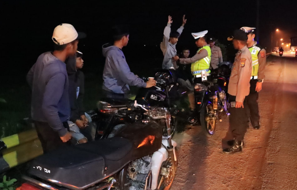 Resahkan Warga, Polsek Gadingrejo Bubarkan Balap Liar di Jalan Lintas Barat Pringsewu