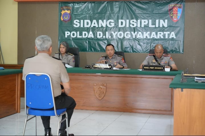 Evaluasi Pengawasan, Mantan Kapolresta Sleman Dijatuhi Sanksi Demosi oleh Polda DIY