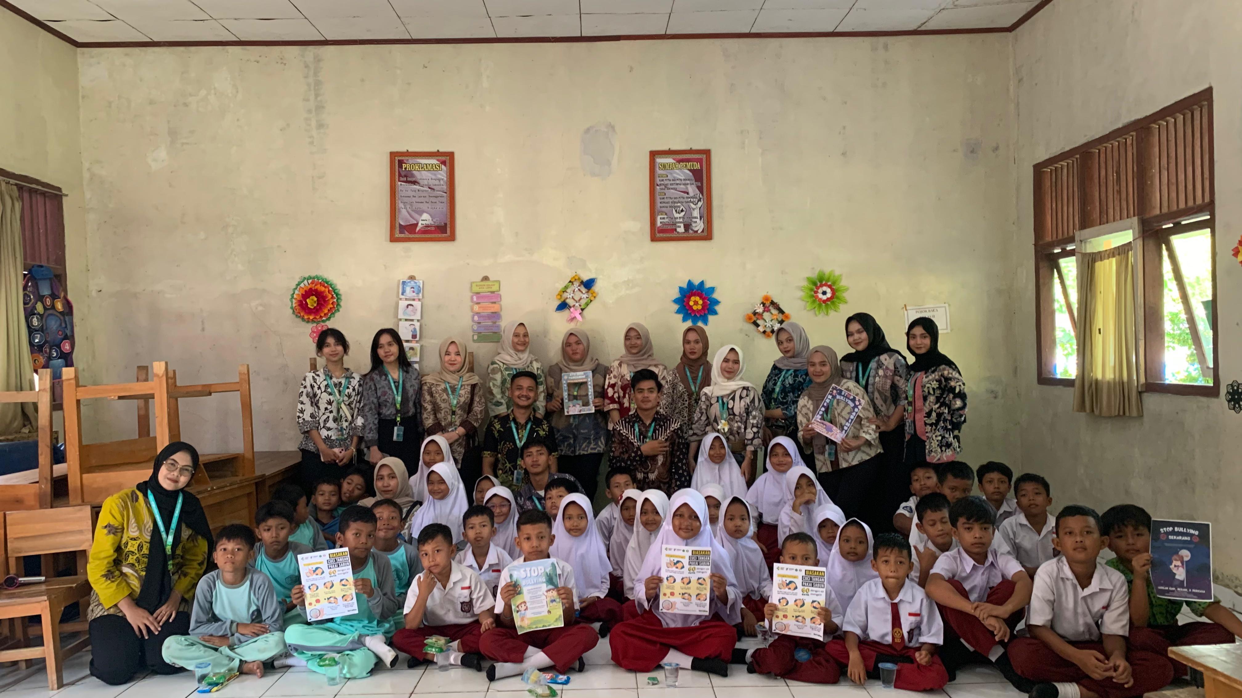 Mahasiswa KKL-PPM Universitas Malahayati Dorong Siswa SDN 1 Dadimulyo Terapkan PHBS dan Anti-Bullying