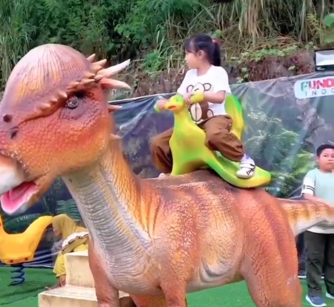 Resmi Dibuka! Jelajahi Dunia Dinosaurus dengan Wahana Seru di Dino Planet Metro Garden