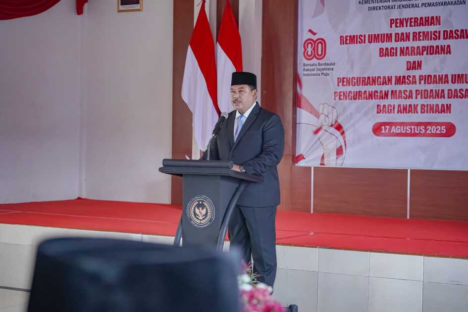 Peringati HUT RI ke-80, Lapas Kelas IIA Metro Berikan Remisi untuk 807 Warga Binaan