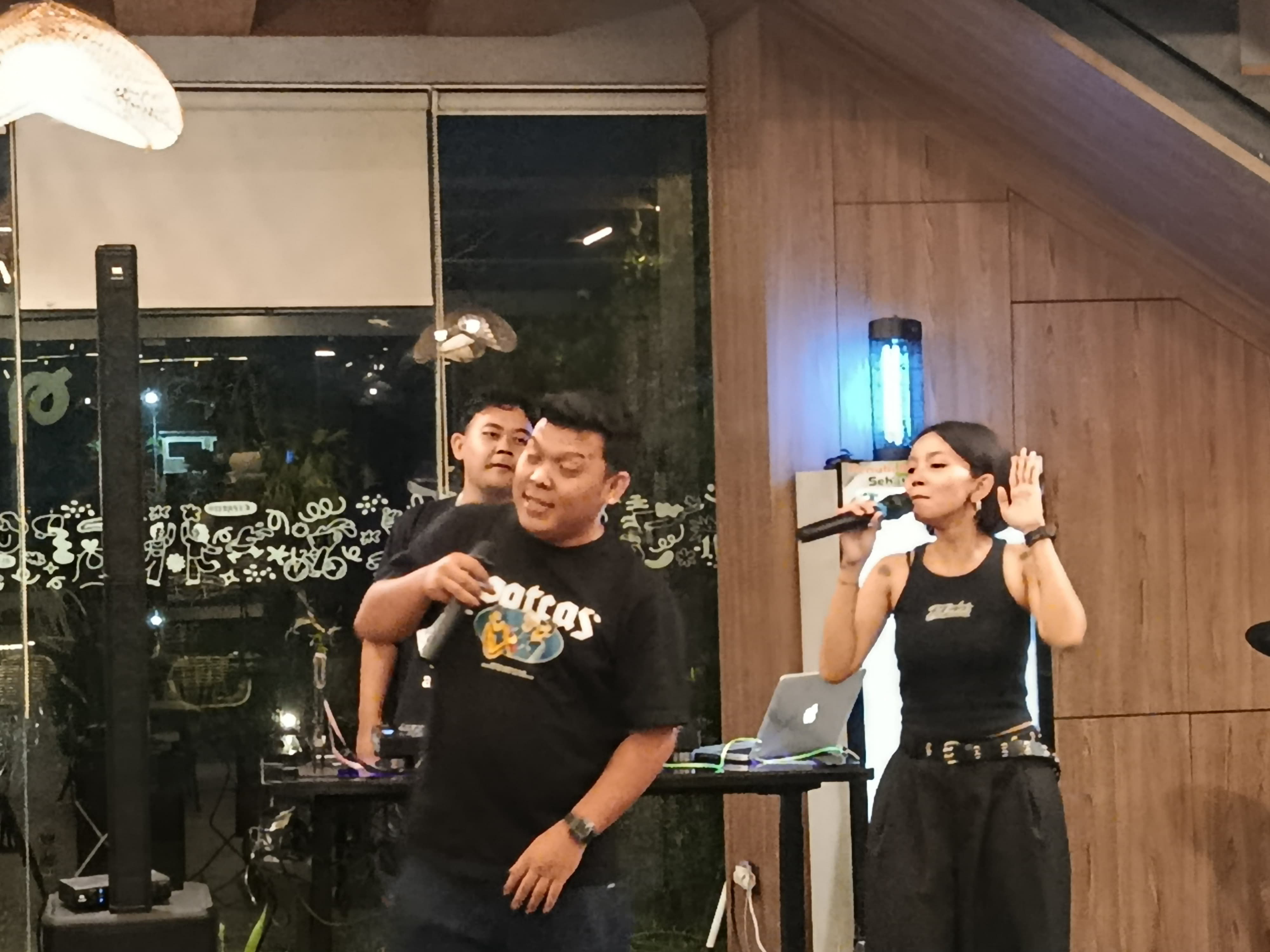 SELAWENGI di Sawah Tamanan, Alternatif Hiburan Malam Bernuansa Alam dan Musik Santai