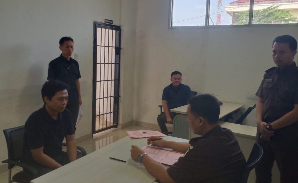 Polsek Sukoharjo Limpahkan Tersangka Curanpel ke Kejaksaan