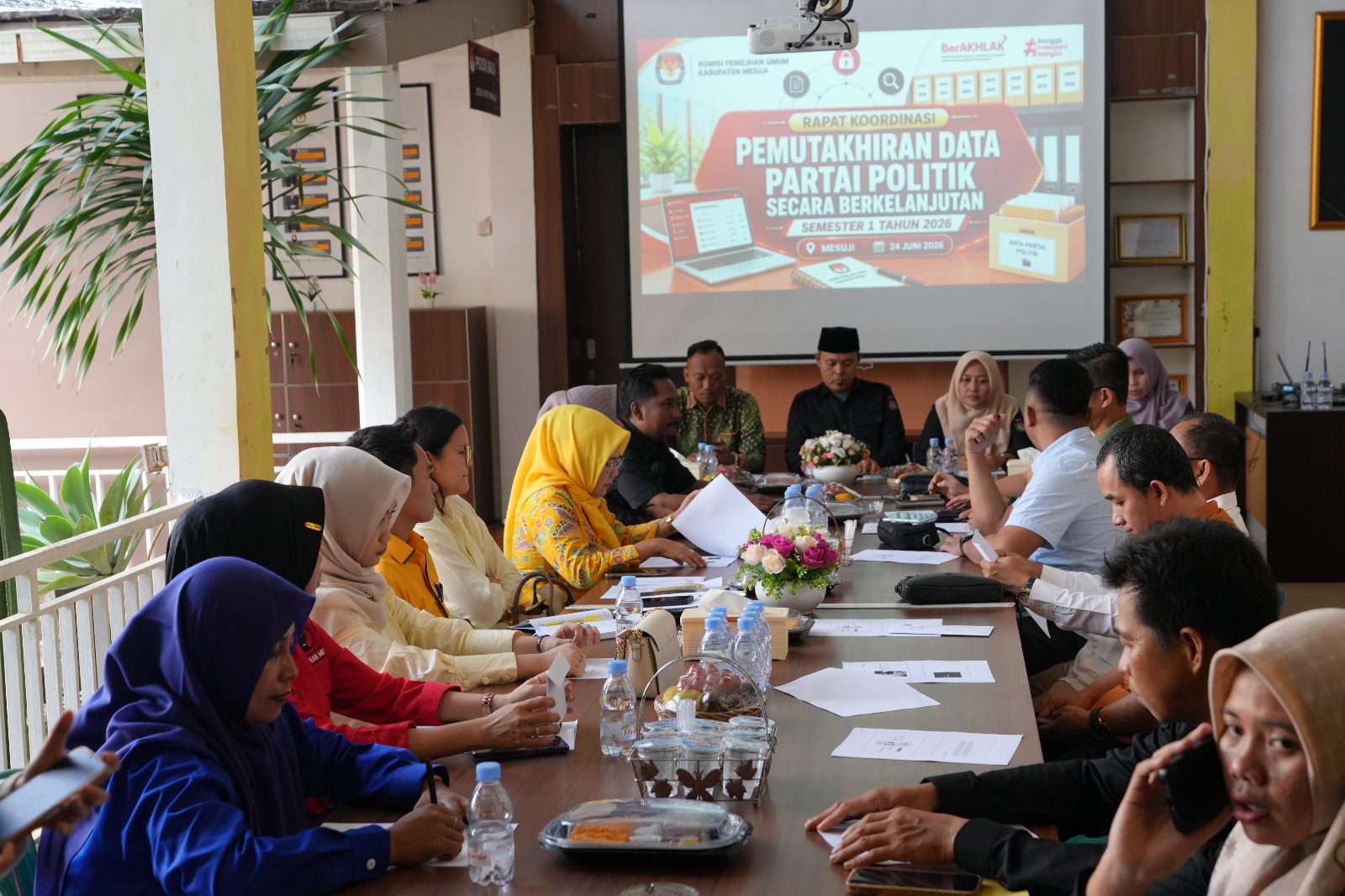 Jaga Data Tetap Akurat, KPU Mesuji Gelar Rakor Pemutakhiran Data Parpol Lewat Sipol