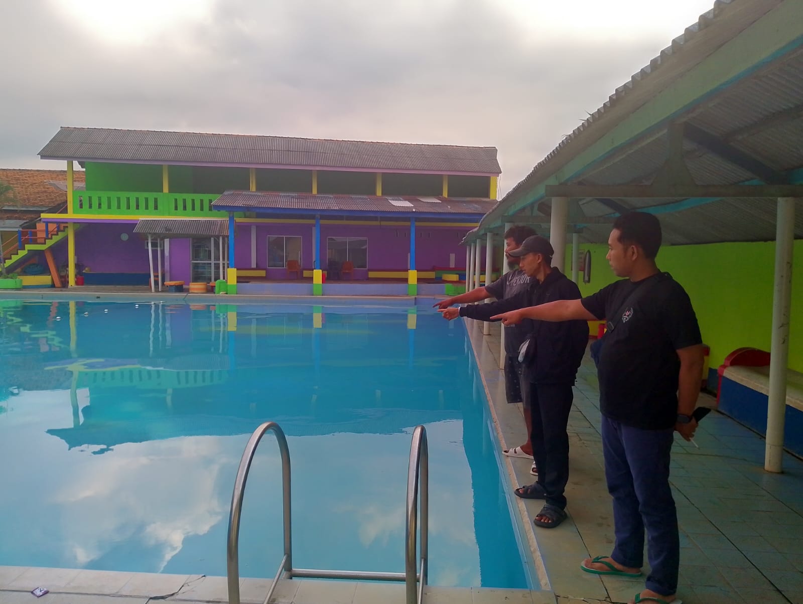 Innalillahi... Bocah 5 Tahun Ditemukan Tewas Tenggelam di Kolam Renang