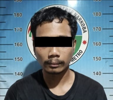 Berbekal Laporan Warga, Satresnarkoba Polres Metro Bekuk Pengedar Tembakau Gorilla di Yosomulyo