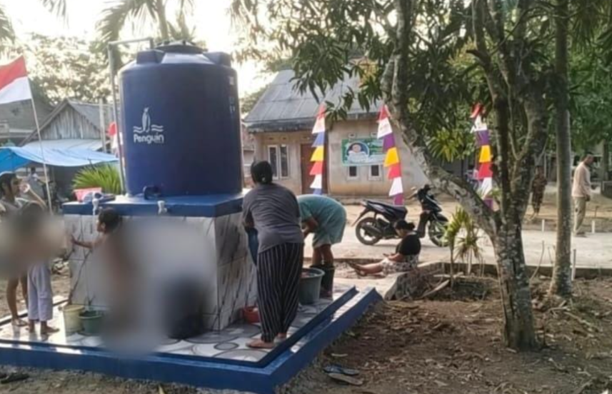 Bertahun-tahun Kesulitan Air Bersih, Warga Labuhan Permai Mesuji Dapat Bantuan Sumur Bor