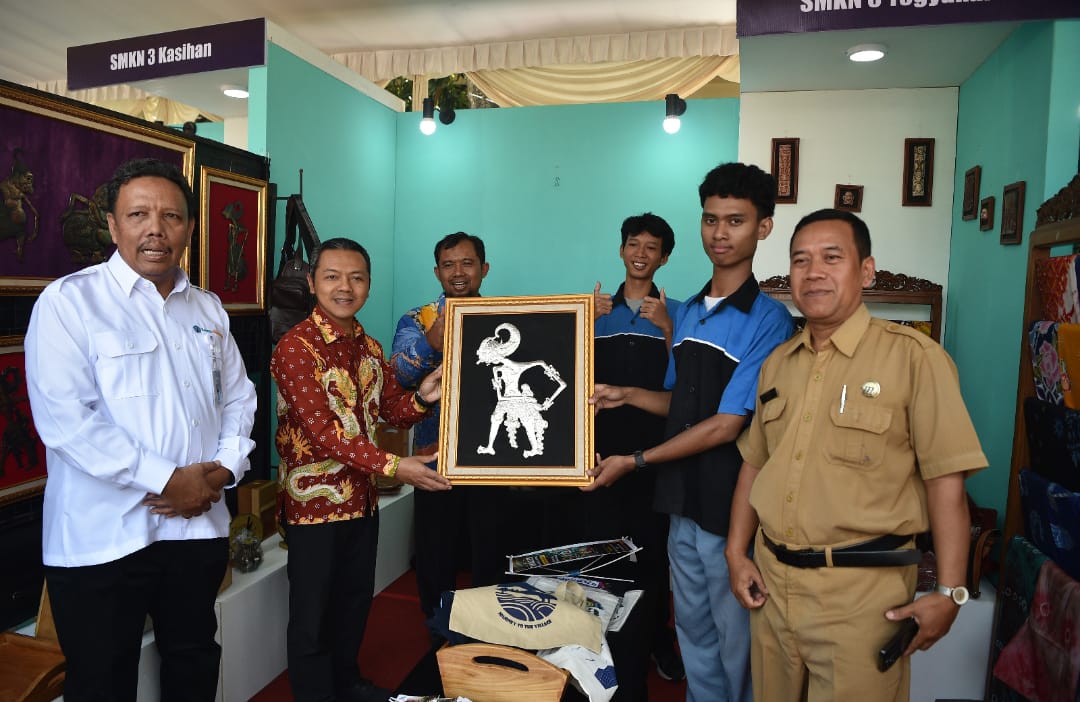Kemendikdasmen Dorong Guru Vokasi Adaptif Lewat Upskilling dan Reskilling