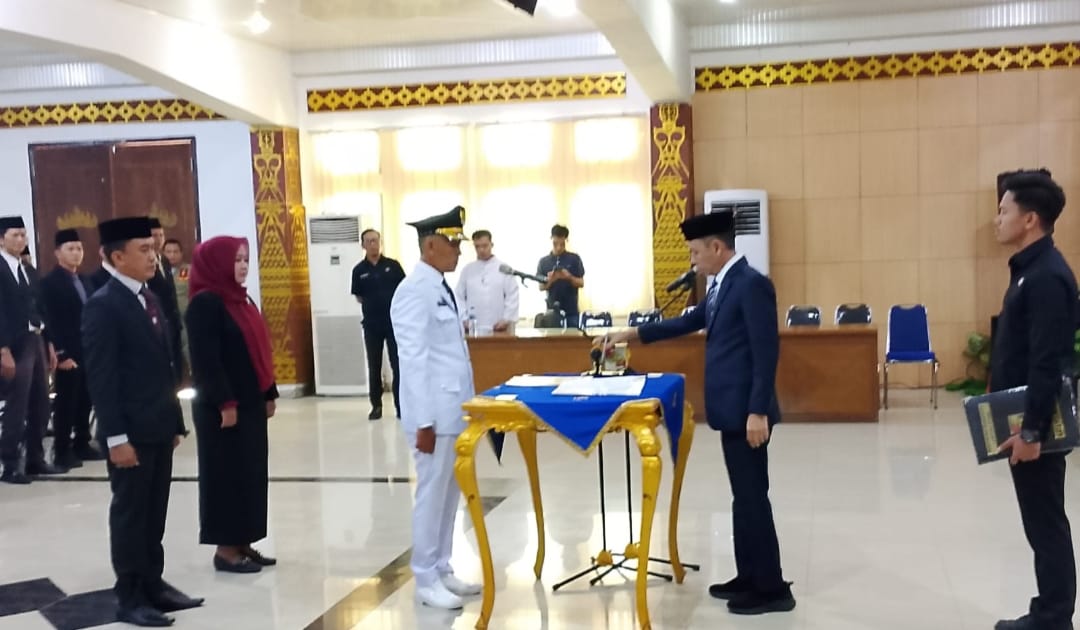 122 Pejabat Eselon III dan IV di Lampura Resmi Dilantik
