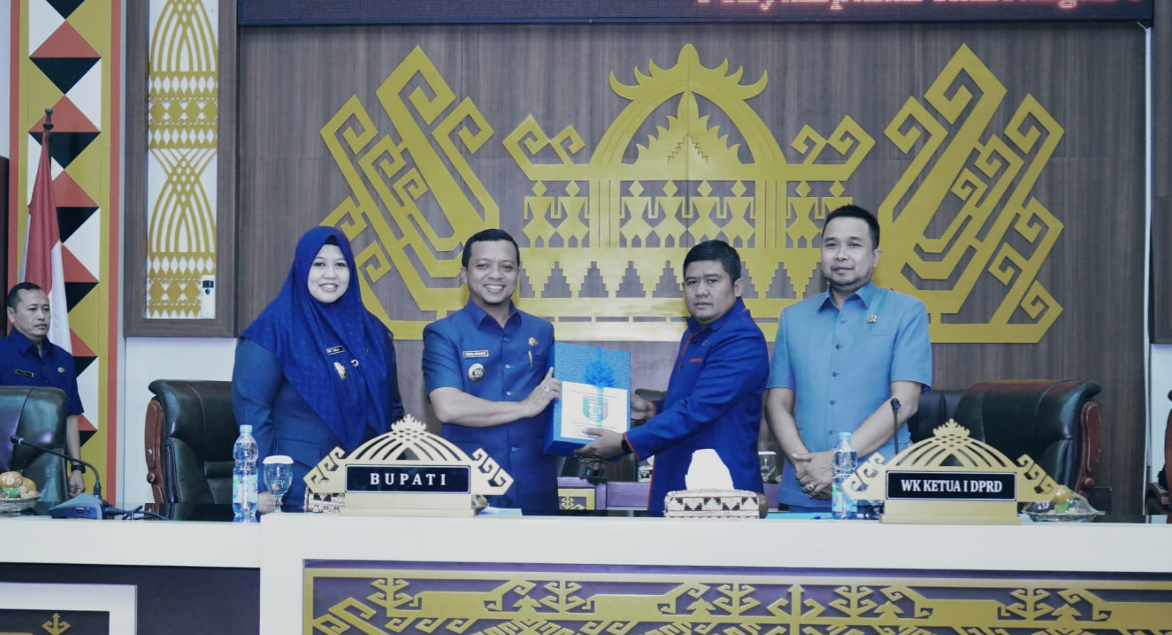 Bupati Pringsewu Sampaikan Revisi KUA-PPAS 2025