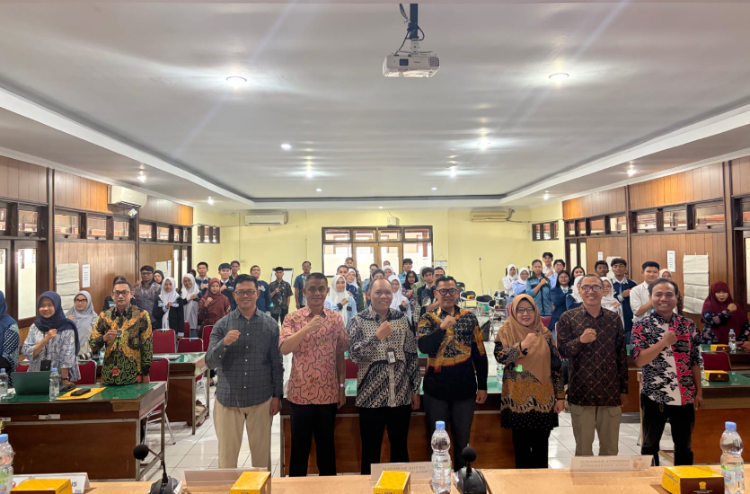 79 Pelajar SMA-SMK Yogyakarta Dibekali Pendidikan Demokrasi dan Pengawasan Partisipatif