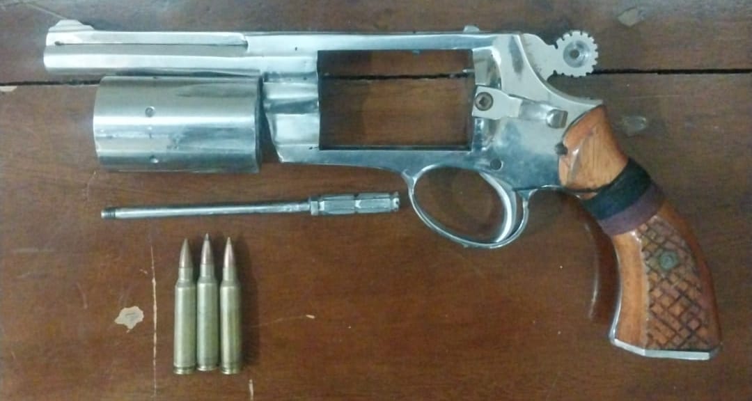 Polres Mesuji Ungkap Kasus Kepemilikan Senpi Rakitan, Tersangka Diamankan