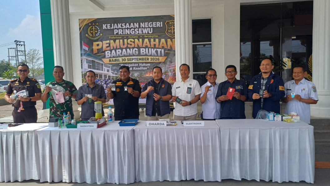 Kejari Pringsewu Musnahkan Barang Bukti 72 Perkara, Termasuk 54,953 Gram Sabu