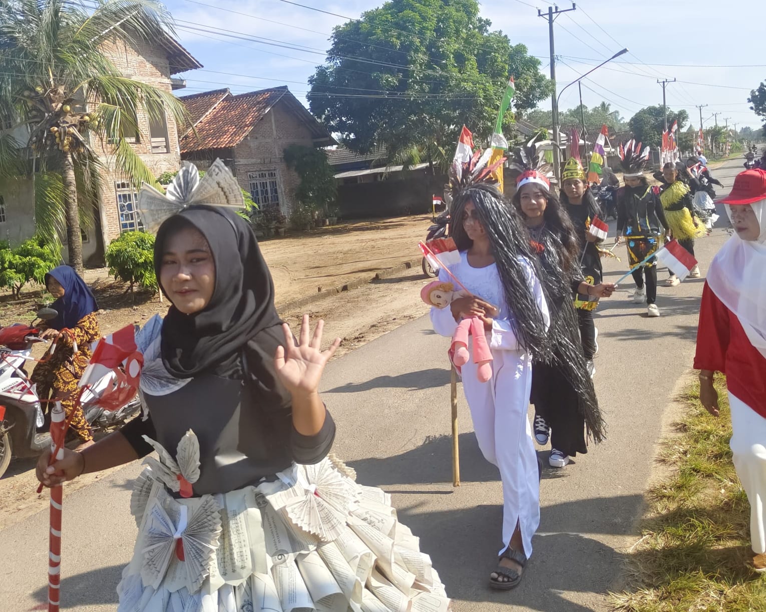 Rayakan HUT ke-80 RI, UPTD SDN 1 Mekar Mukti Gelar Pawai Karnaval dan Lomba Seru