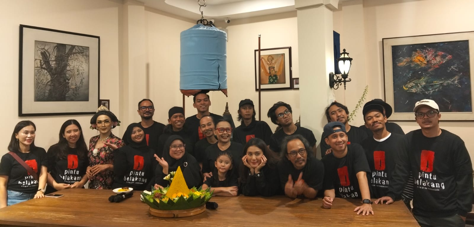  Film Semi Horor 'Pintu Belakang' Angkat Teror Psikologis Keluarga di Desa Terpencil