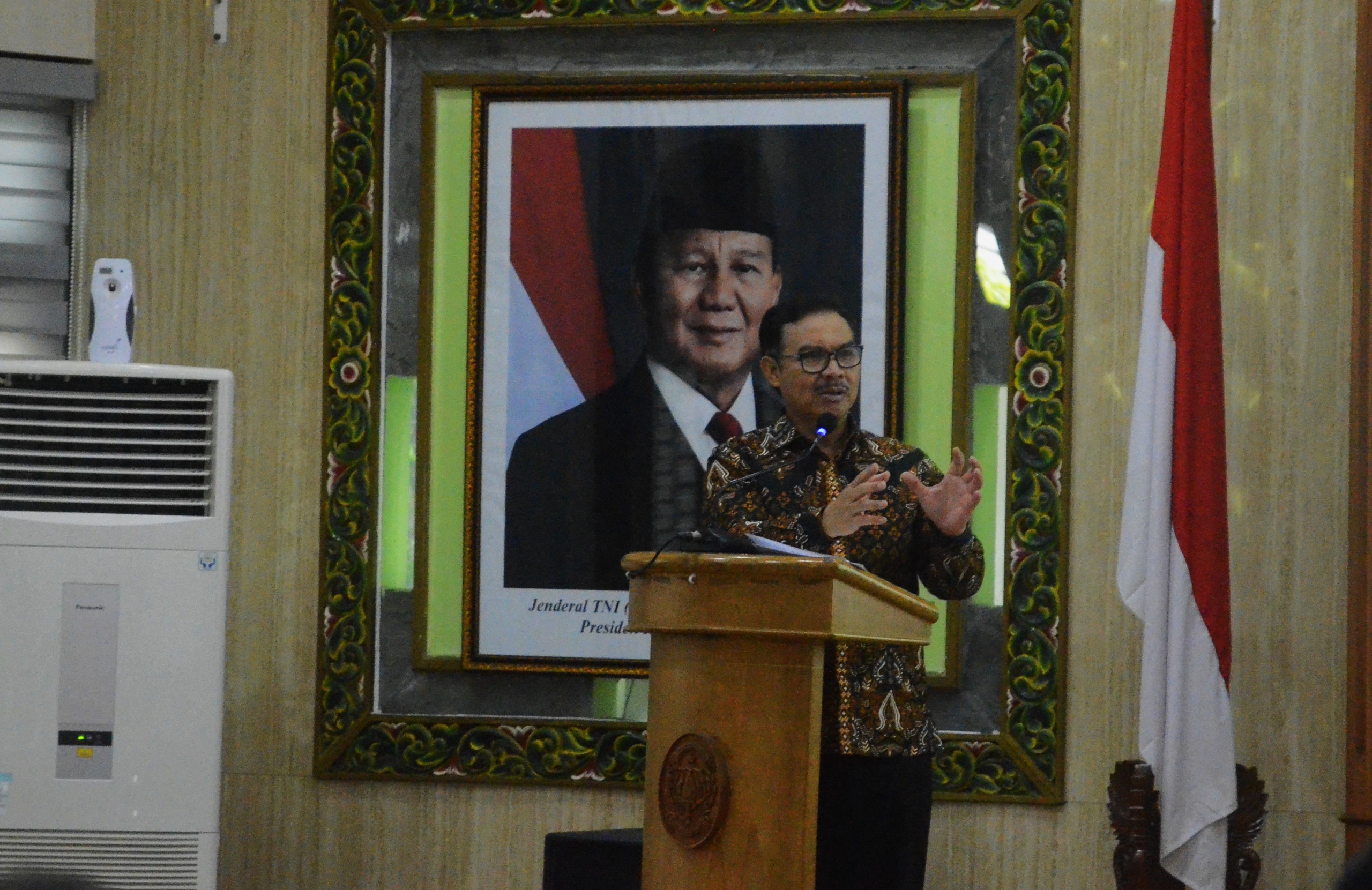 Hadiri Pengukuhan Suryo Ndadari 2026–2029, Bupati Sleman Soroti Peran Strategis Kalurahan