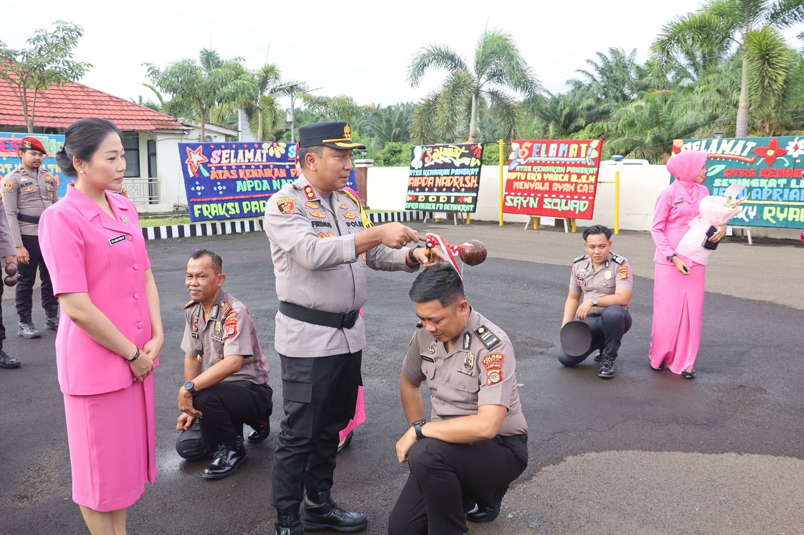 Kapolres Mesuji Pimpin Upacara Korp Rapor Kenaikan Pangkat Personel Polres Mesuji 