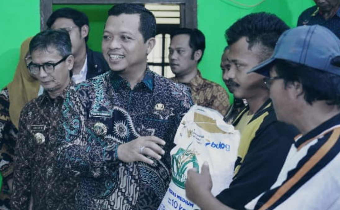 33.876 Warga Pringsewu Terima Bantuan Pangan, Bupati Riyanto Pamungkas Pastikan Penyaluran Tepat Sasaran