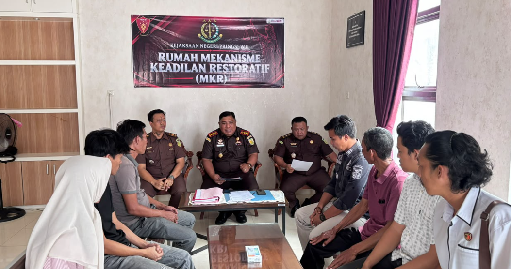 Kejari Pringsewu Setujui Penghentian Penuntutan Pencurian HP Setelah Pelaku Kembalikan Kerugian