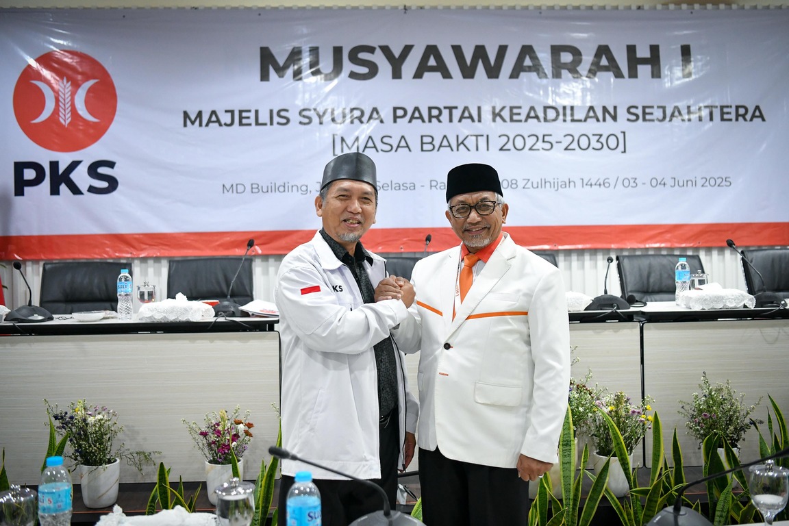 Mohamad Sohibul Iman dan Almuzzammil Yusuf Resmi Pimpin PKS 2025–2030