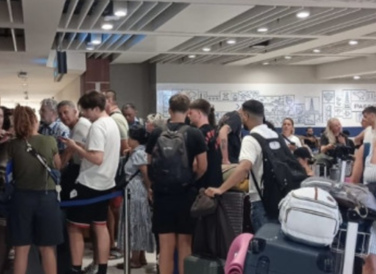 1.631 Penumpang Ngurah Rai Terdampak Penundaan dan Pembatalan Penerbangan Internasional