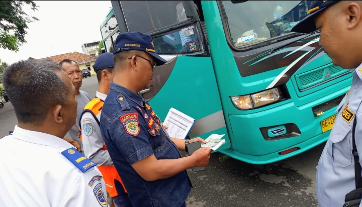 Terminal Mulyojati Ramp Check Bus Jelang Libur Nataru