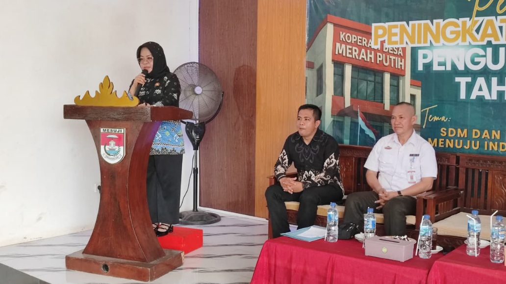Hadiri Penutupan Pelatihan KDMP, Bupati Elfianah Tegaskan Komitmen Majukan Koperasi Desa