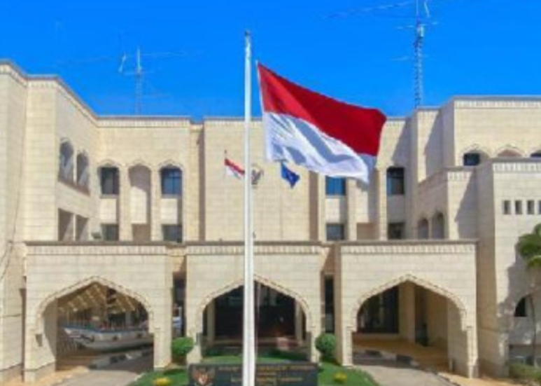 Kemlu RI Ingatkan WNI di Timur Tengah untuk Tetap Waspada dan Tenang