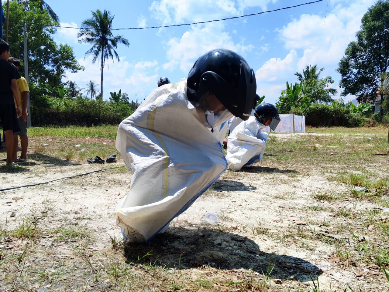 Balap Karung hingga Nangkap Belut, Ini Keseruan Warga Perum GIP Rayakan HUT ke-80 RI 