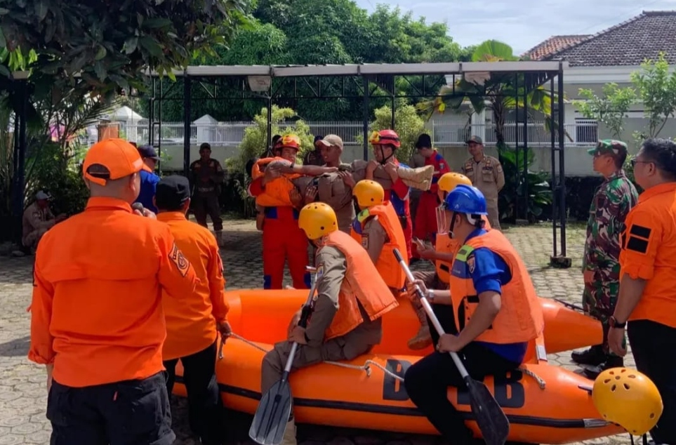 Siaga Cuaca Ektrem, BPBD Kota Metro Lakukan Mitigasi Bencana