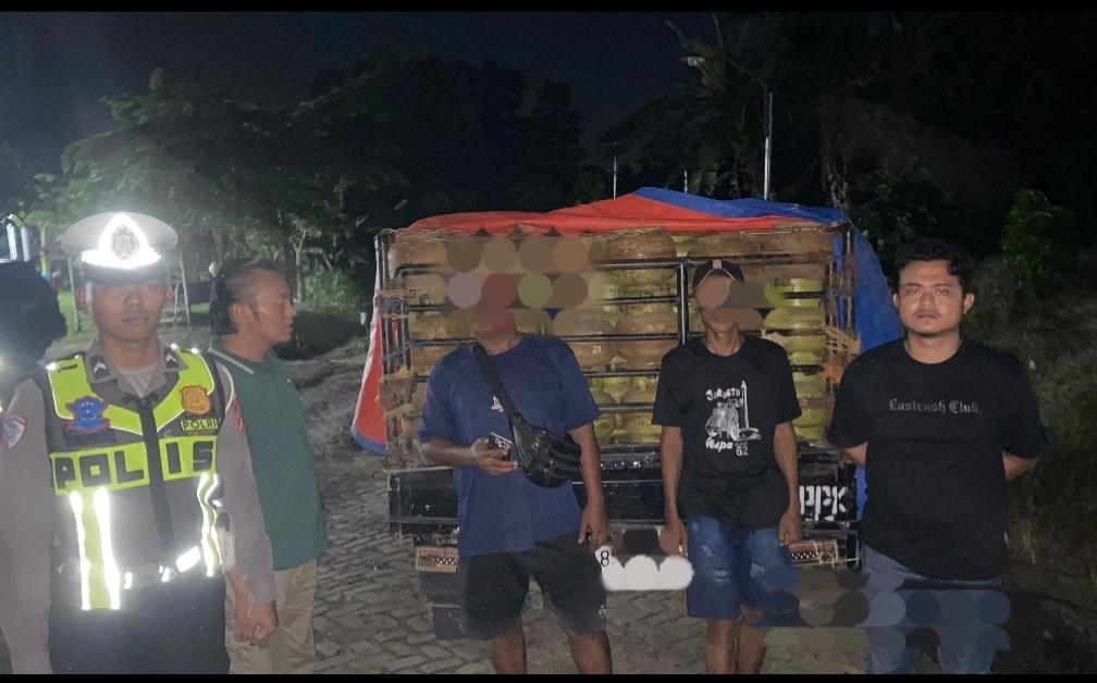 Polres Mesuji Amankan Dua Pelaku Penyalahgunaan Ratusan Tabung Gas LPG 3 Kg 