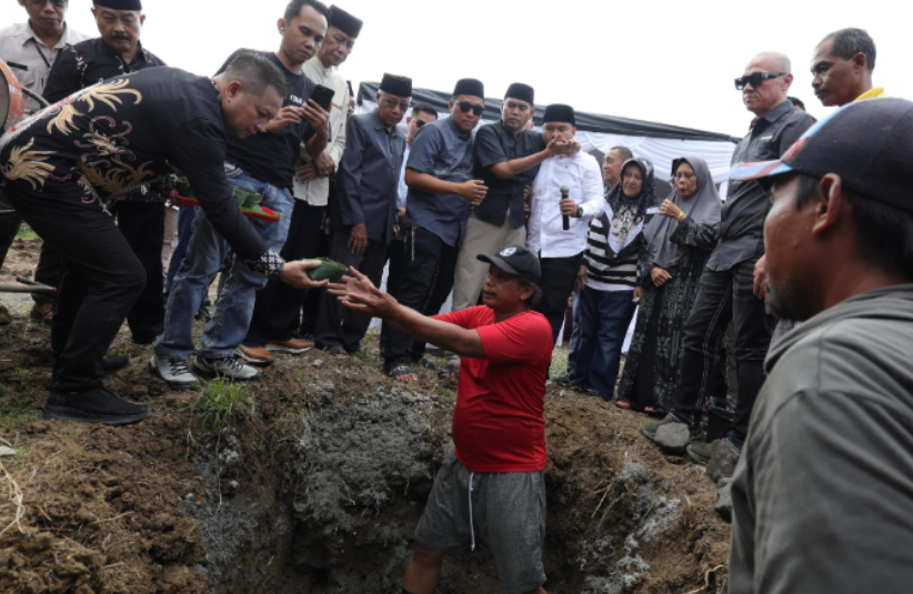 Bos HS Dirikan Masjid di Lokasi Istri Tewas Kecelakaan