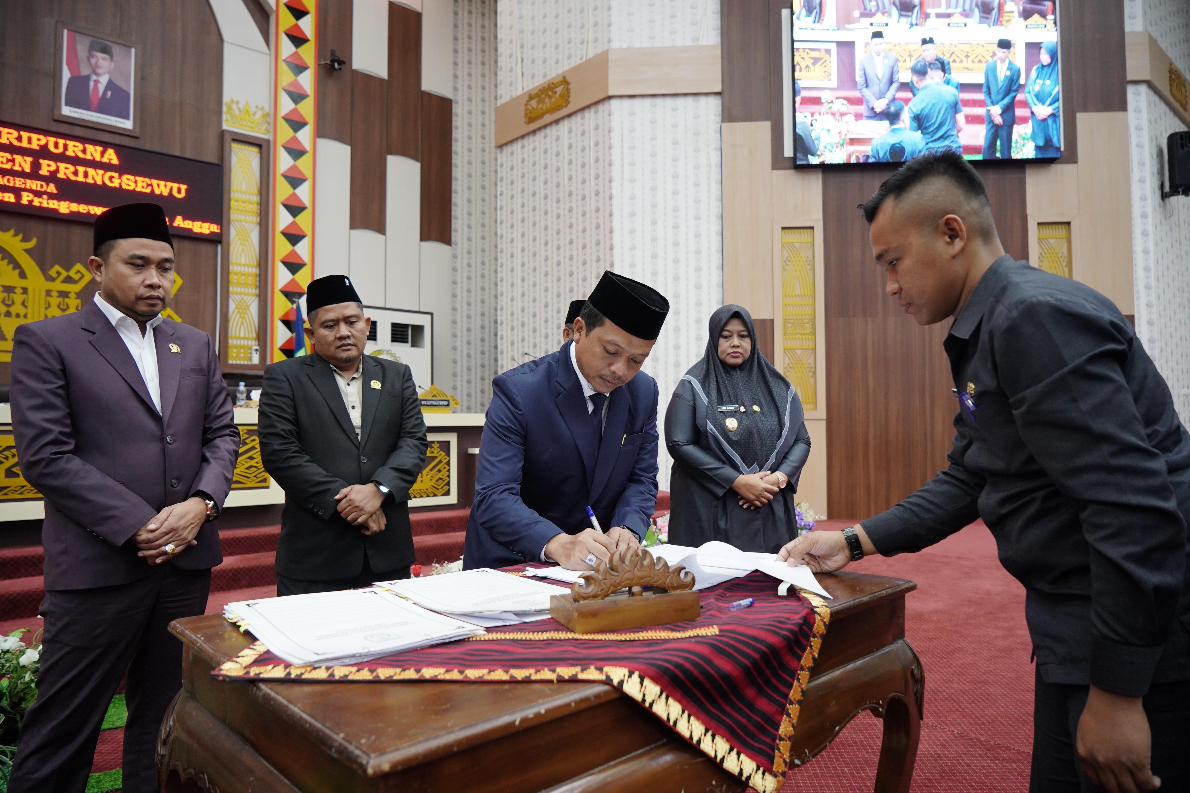APBD Pringsewu 2026 Siap Direalisasikan, Bupati Riyanto Tekankan Belanja Efektif dan Optimalisasi Pendapatan