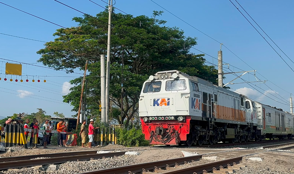 Jalur Kereta di Klaten Sudah Aman, KAI Pastikan Seluruh Perjalanan Daop 6 Kembali Berjalan Normal