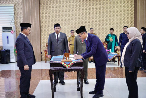 Penataan Nomenklatur, Jabatan PNS Pemkab Pringsewu Resmi Dikukuhkan