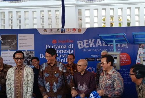 Menkeu Purbaya Resmikan Bekalista, 80 Pengemudi Becak di Yogyakarta Terima Becak Listrik