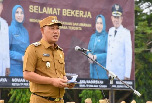 Wabup Nadirsyah Pimpin Apel Perdana, Dorong ASN Lebih Disiplin dan Inovatif