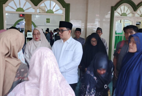 Wakil Wali Kota Metro Rafieq Hadiri Pemakaman Bunga Rosana, Korban Hanyut di Bandarlampung