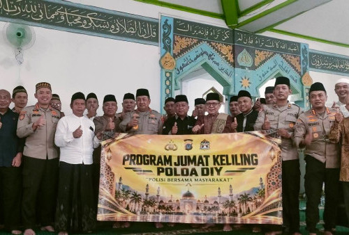 Lewat Jumat Keliling, Kapolda DIY Ajak Warga Perkuat Silaturahmi dan Kerukunan