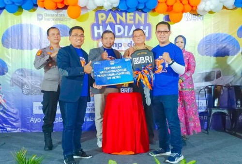 Panen Hadiah Simpedes, BRI Kanca Metro Beri Kejutan untuk Nasabah Setia